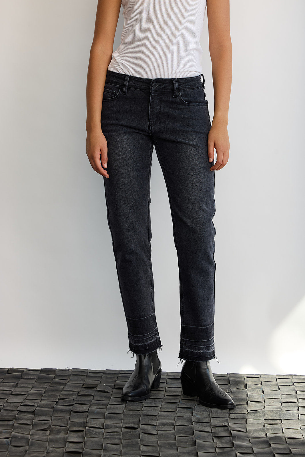 ISLA JEANS BLACK