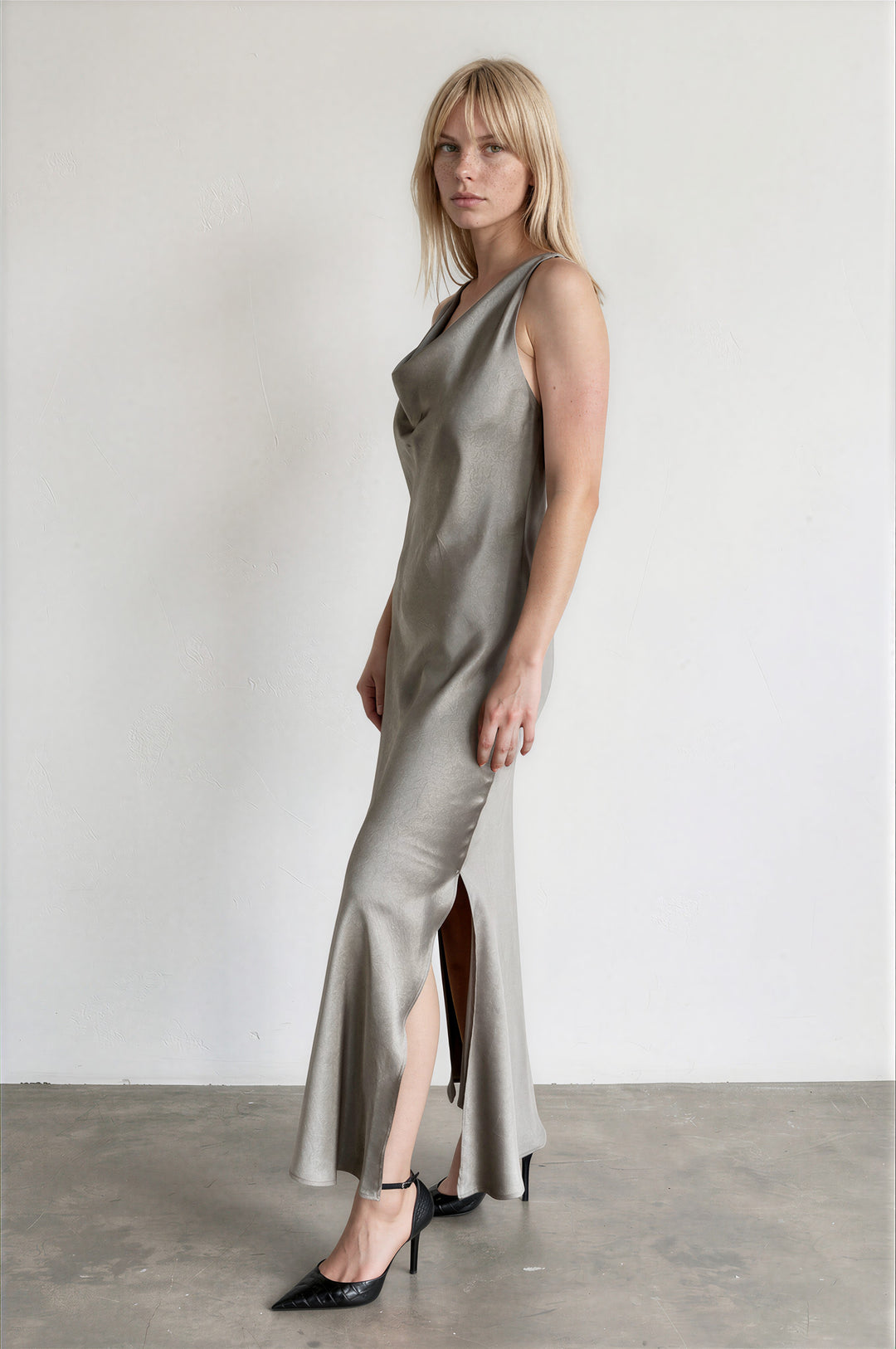 Agnes Dress Grey
