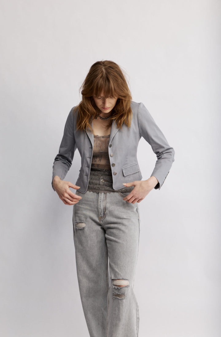 Rey ג'קט קרופ אפור שמדגיש את המותן משכית