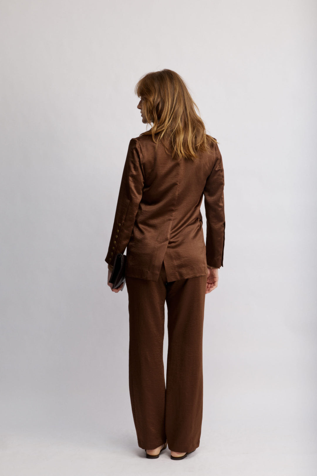 Georgina ג'קט מחוייט חום בגזרה ישרה ומחמיאה משכית