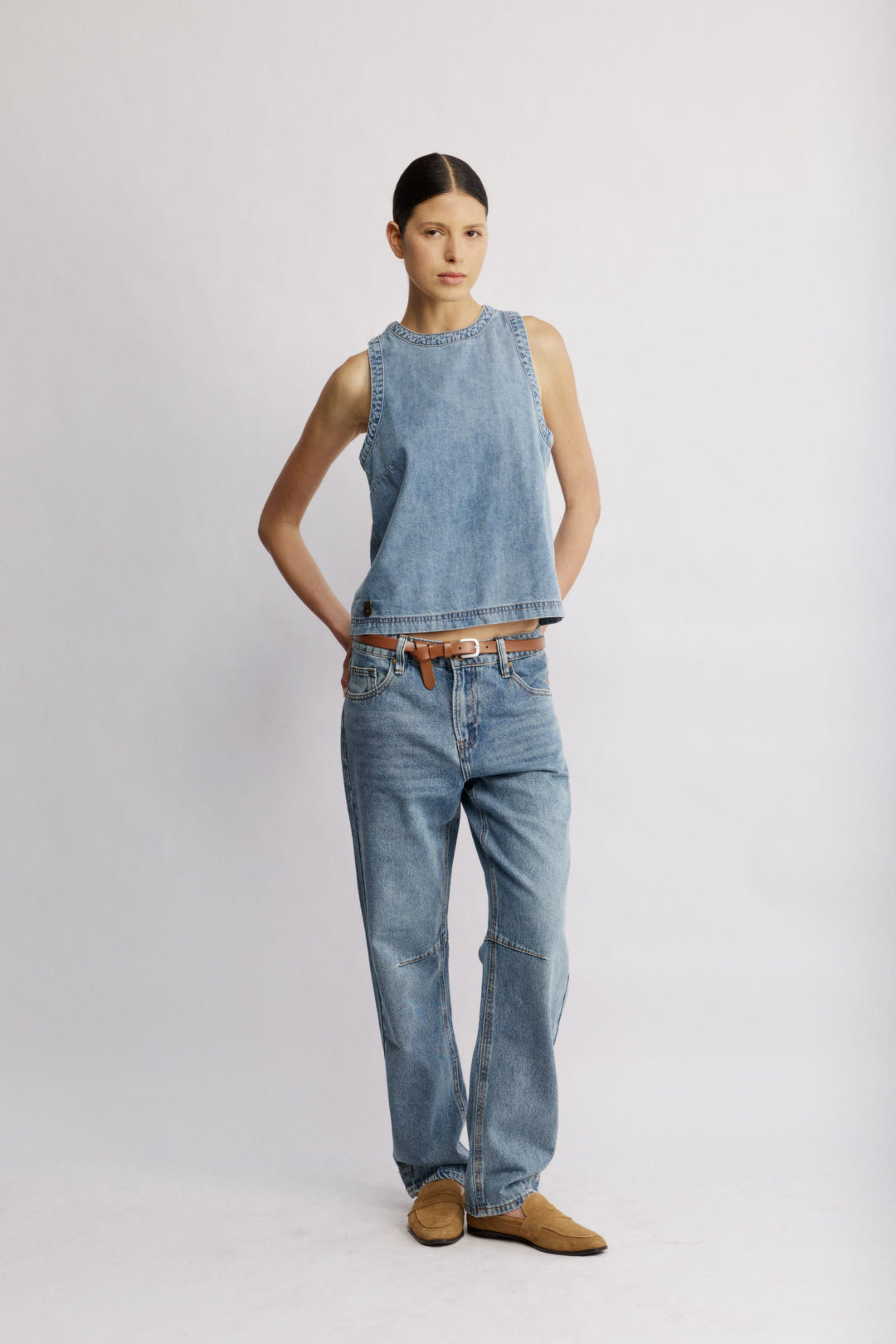 Rialto ג'ינס תכלת בגזרה בינונית ורגל ישרה 100% כותנה משכית