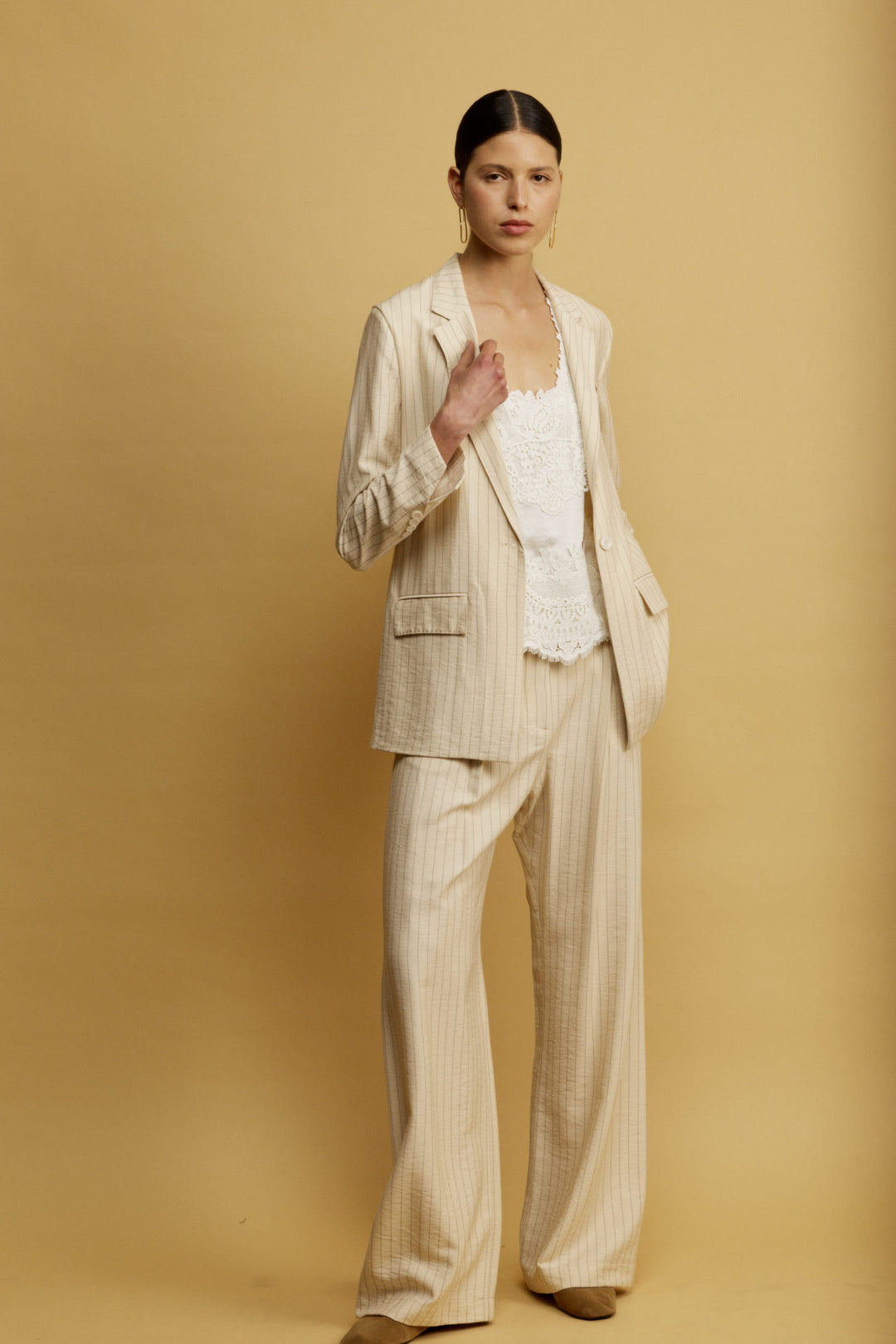 Louisa ג'קט מחוייט צהוב חמאה עם הדפס פסים עדין בד נעים משכית