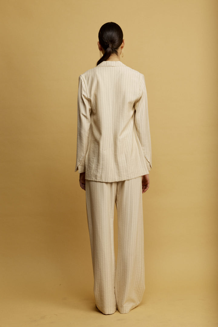 Louisa ג'קט מחוייט צהוב חמאה עם הדפס פסים עדין בד נעים משכית