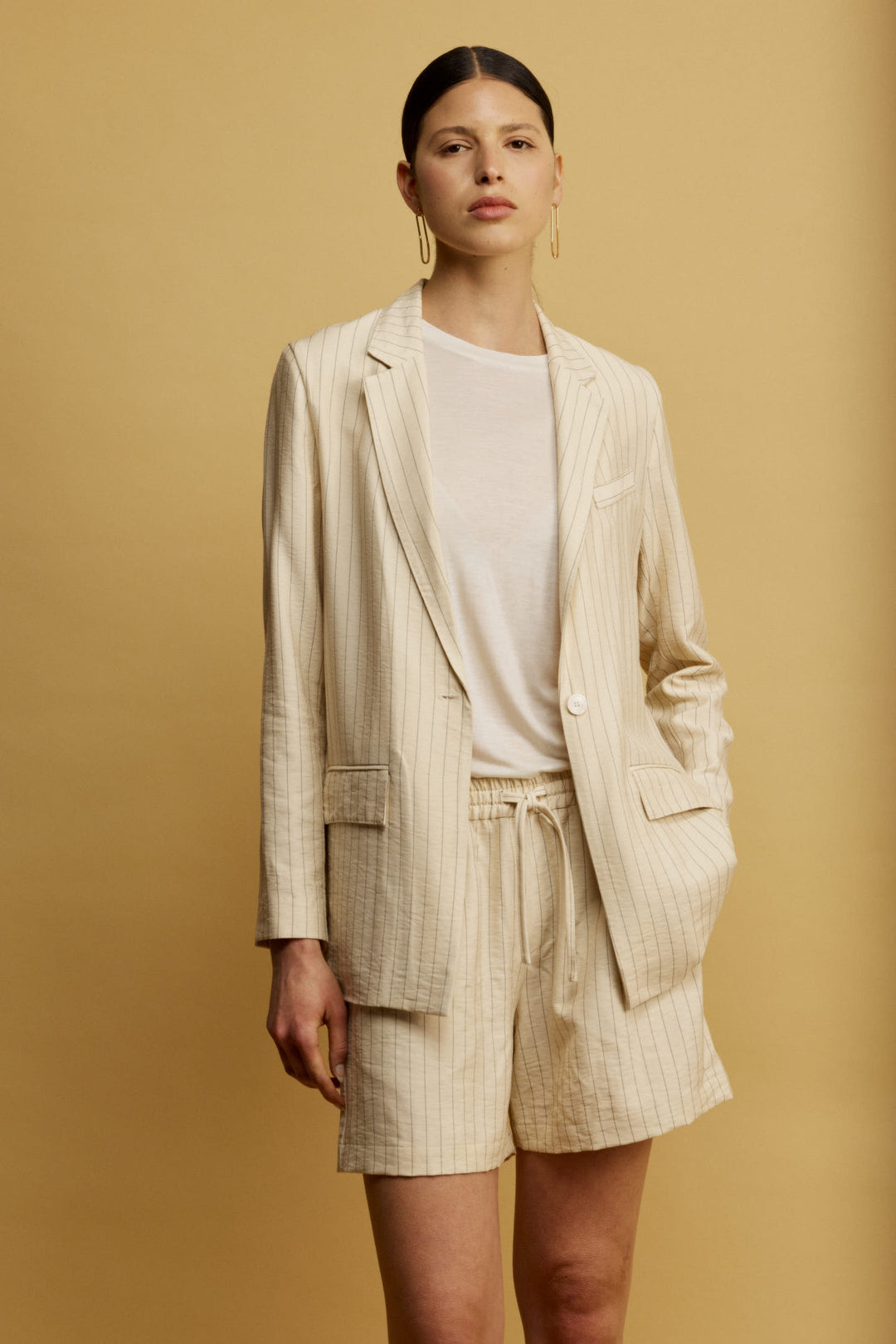 Louisa ג'קט מחוייט צהוב חמאה עם הדפס פסים עדין בד נעים משכית