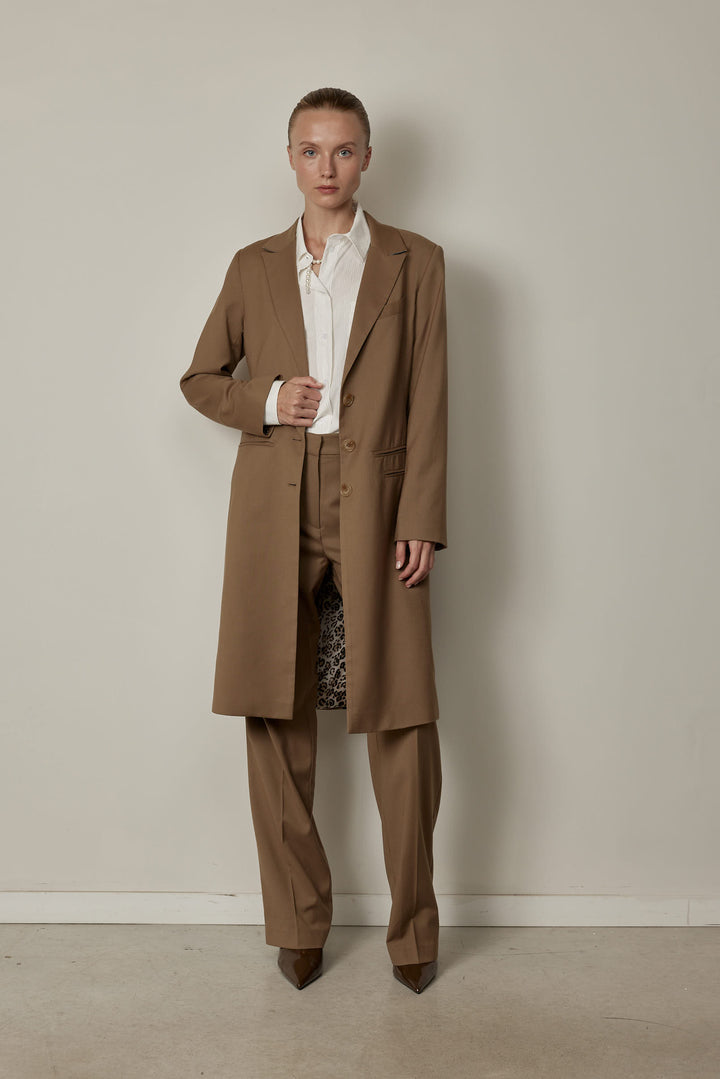 Holly Shirt Camel Stripes