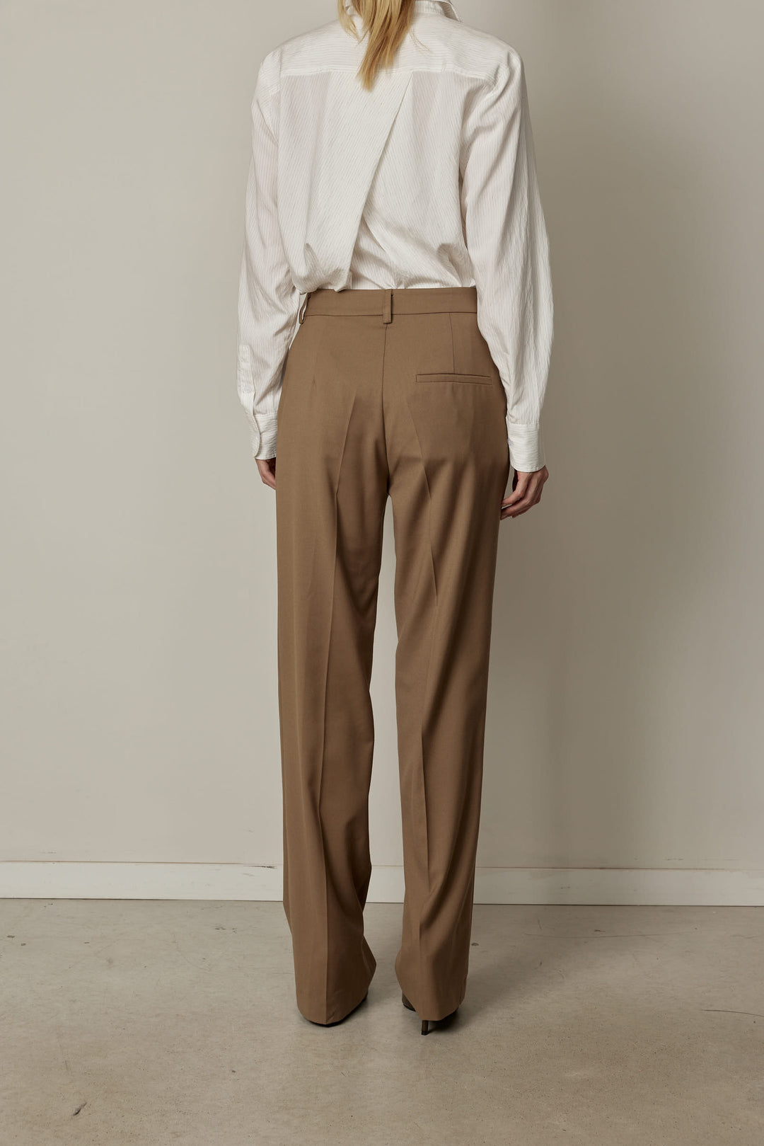 Holly Shirt Camel Stripes