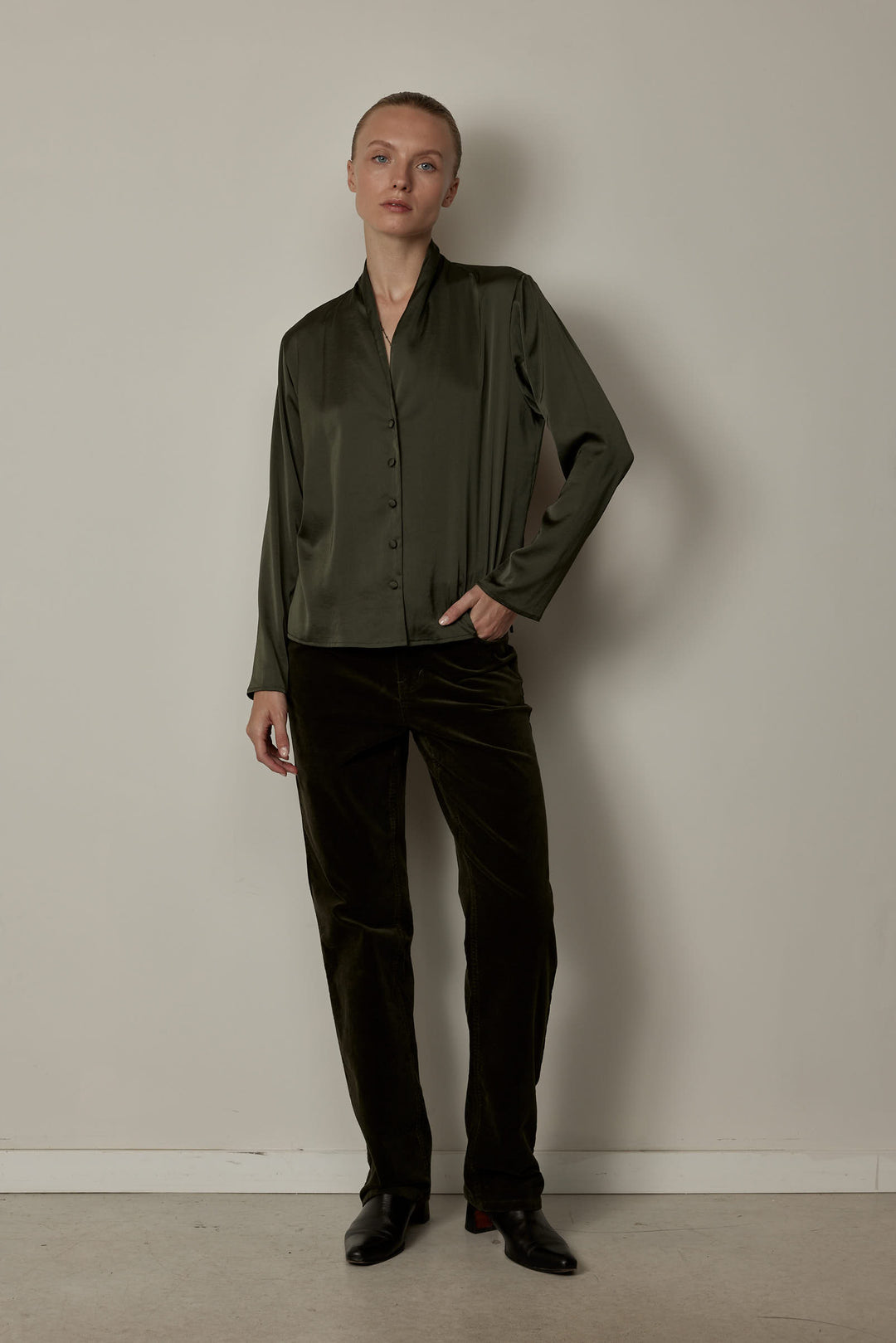 Alex Velvet Pant Green