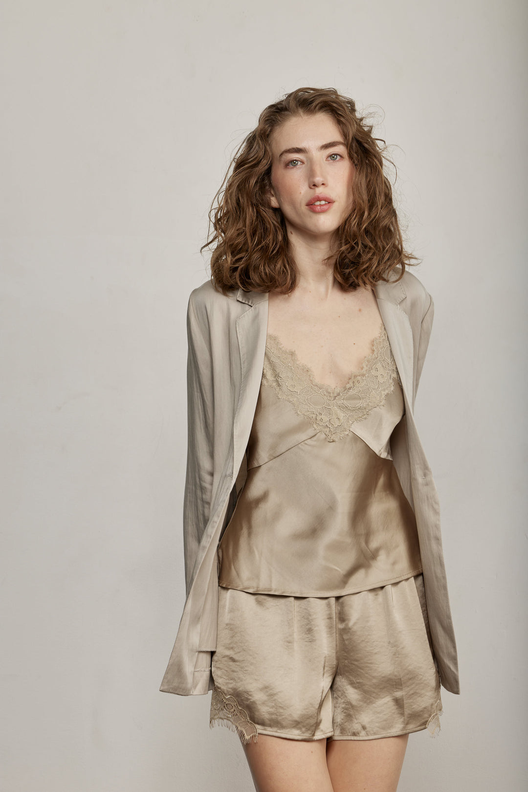 Lacy Tank Beige
