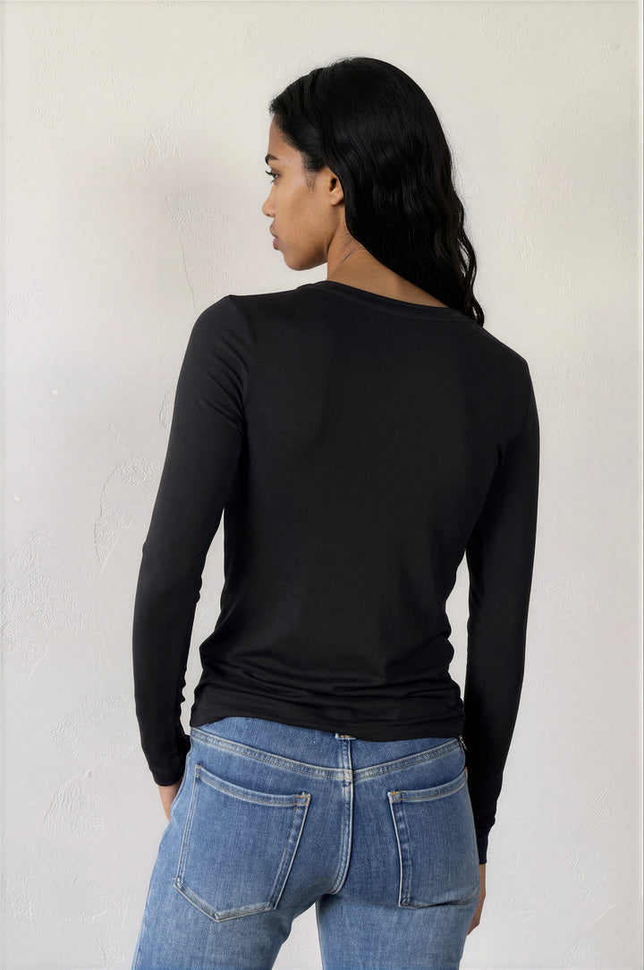 Noa Tee Black