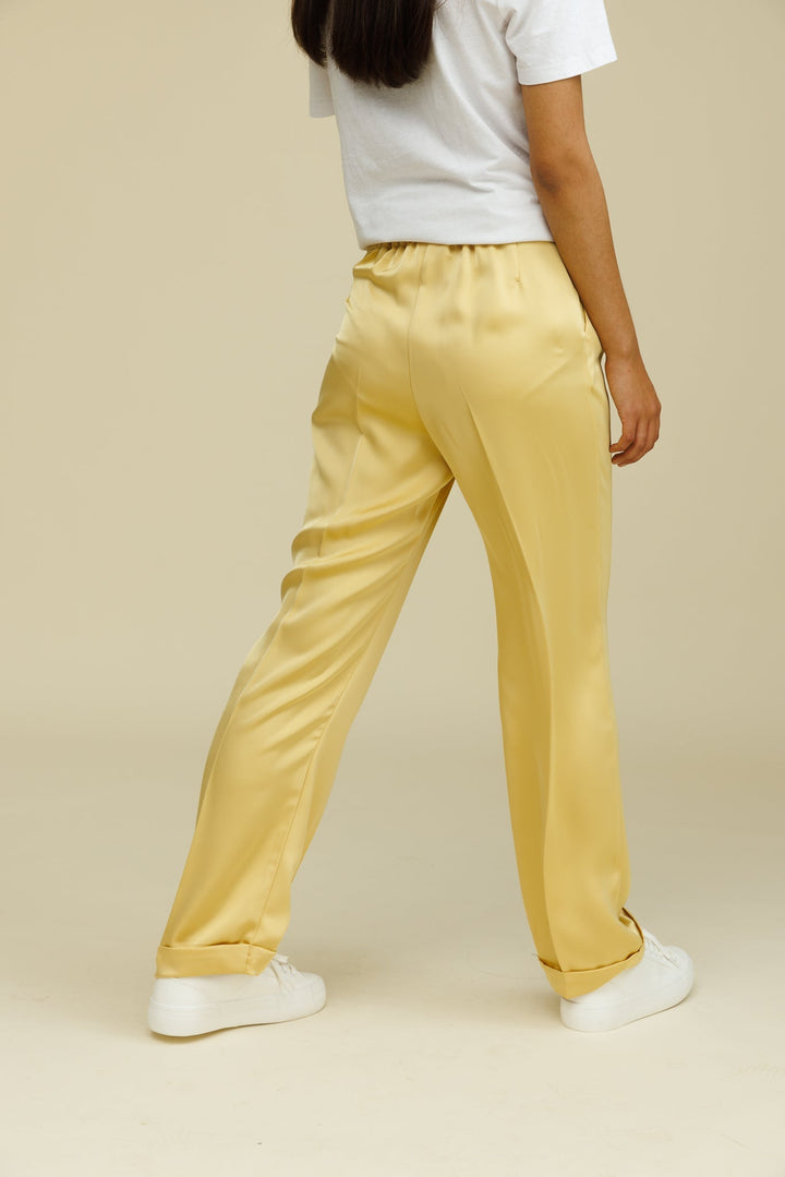Pants gold-yellow