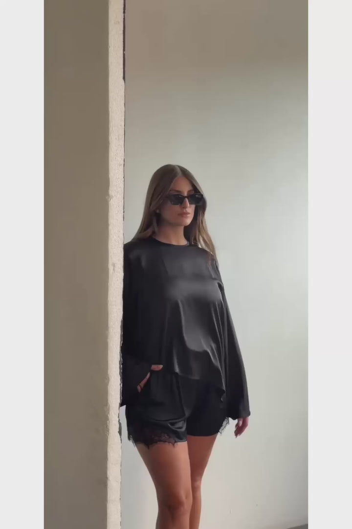 Bat Shirt Black
