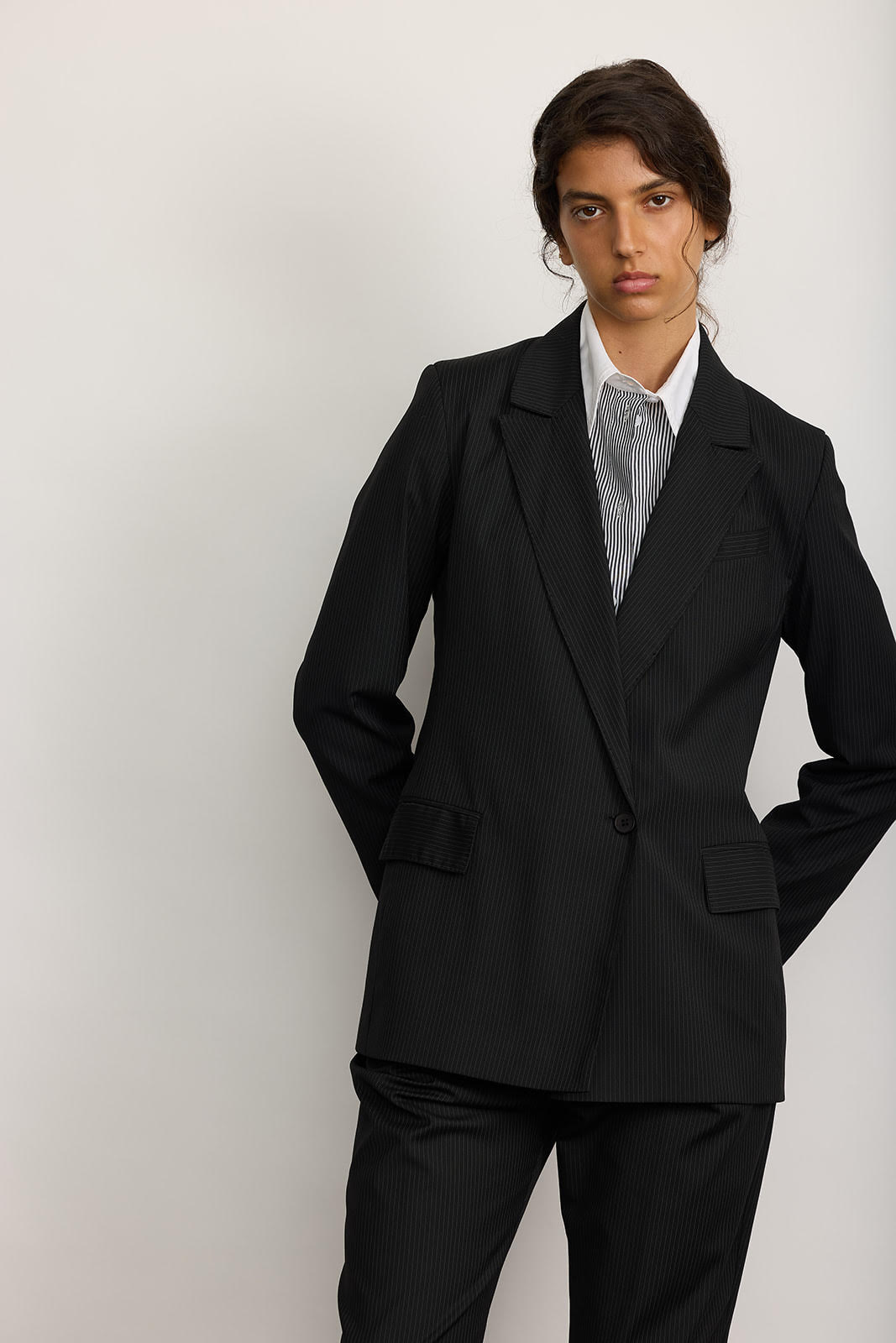 NULI JACKET PINSTRIPE BLACK